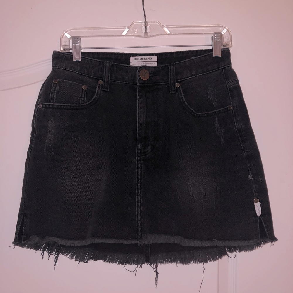 ONE TEASPOON 2020 MINI SKIRT - High Waisted - size 28 - black denim